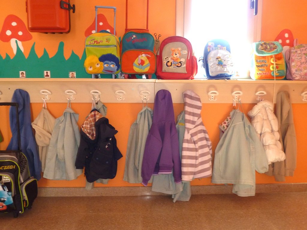 Recollida de roba usada i calçat a les llars d'infants municipals 